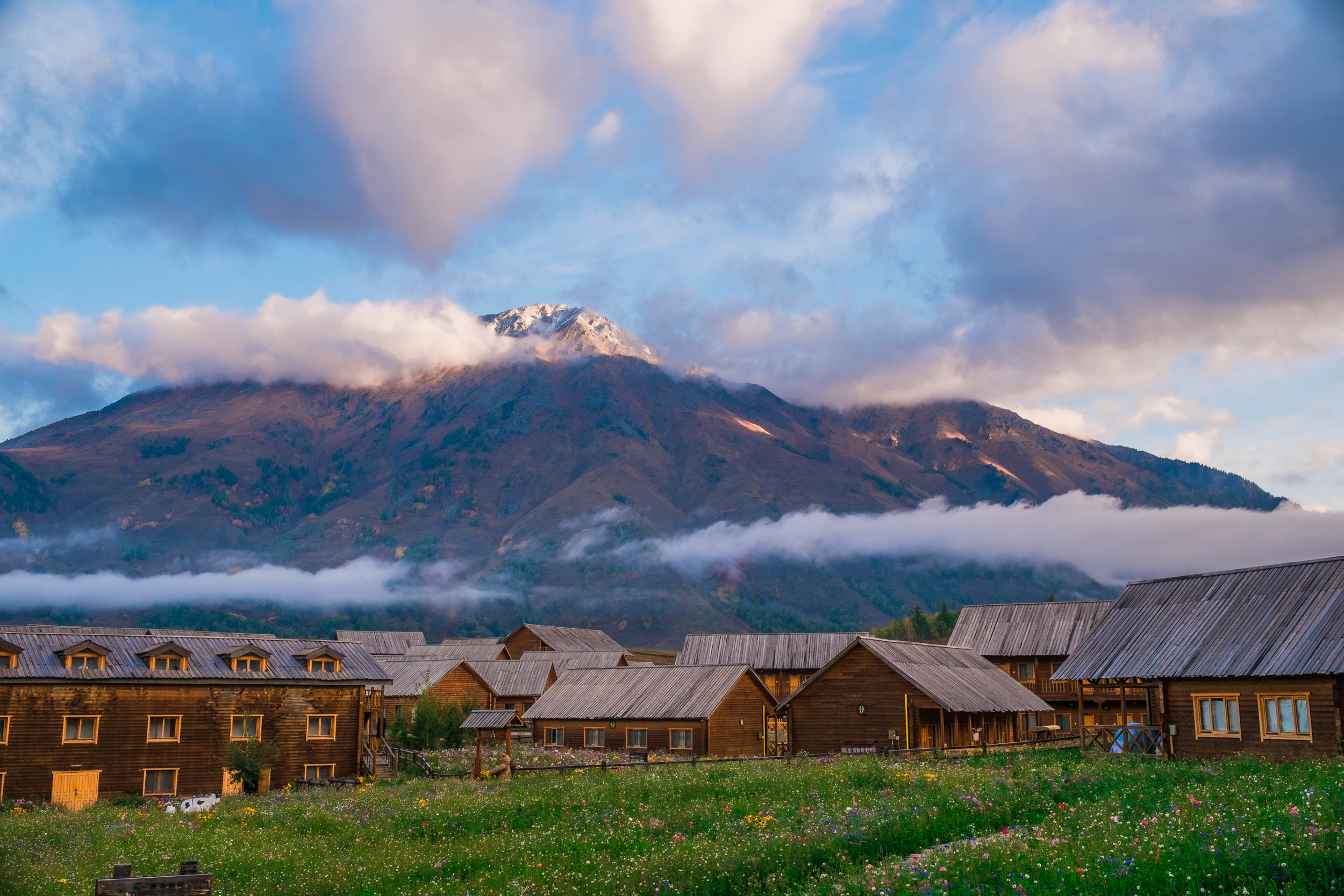 Cabins in Hemu Village