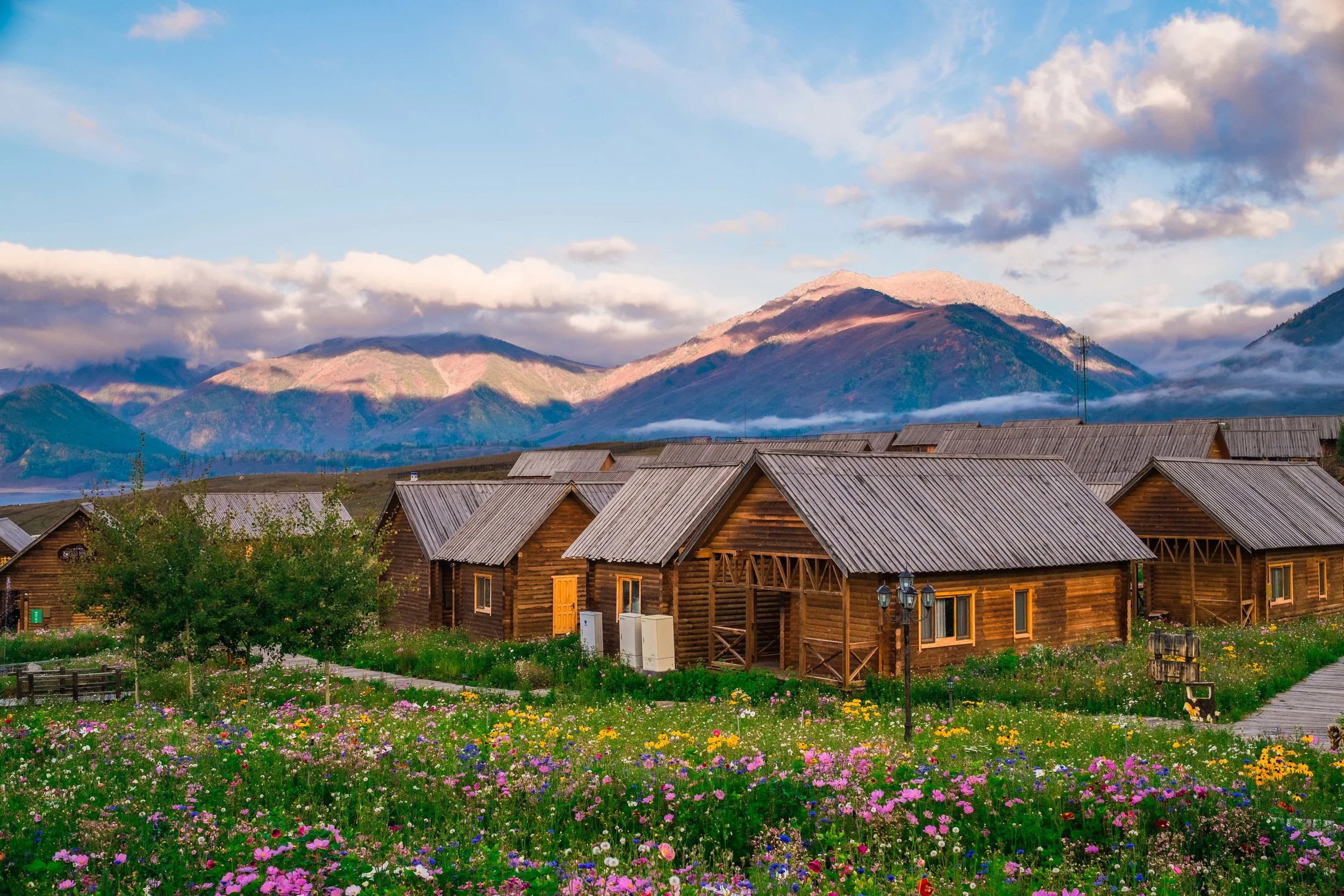 Cabins at Hemu Village