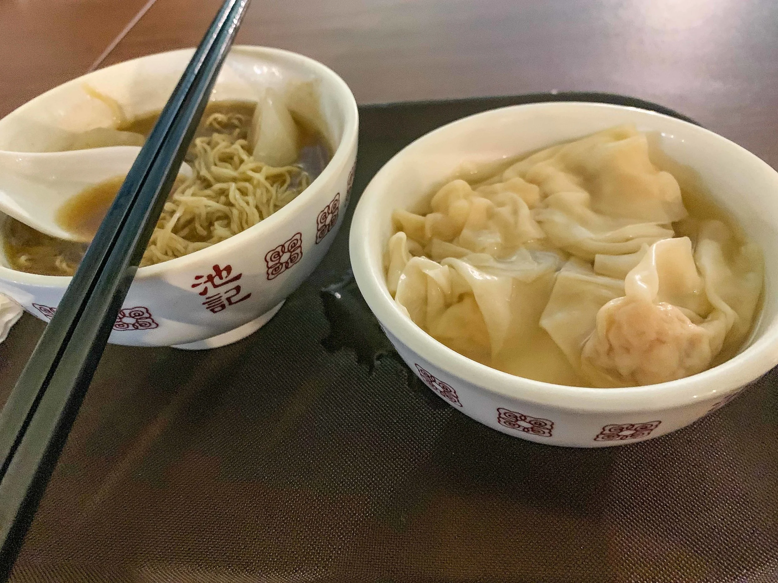 Wonton and beef brisket at the airport for dinner.. I guess you know what I like to eat?