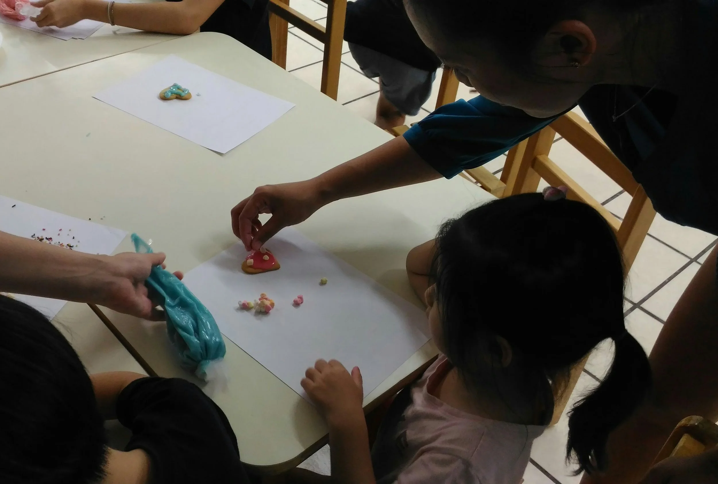 GN_093017_RongCookies.jpg