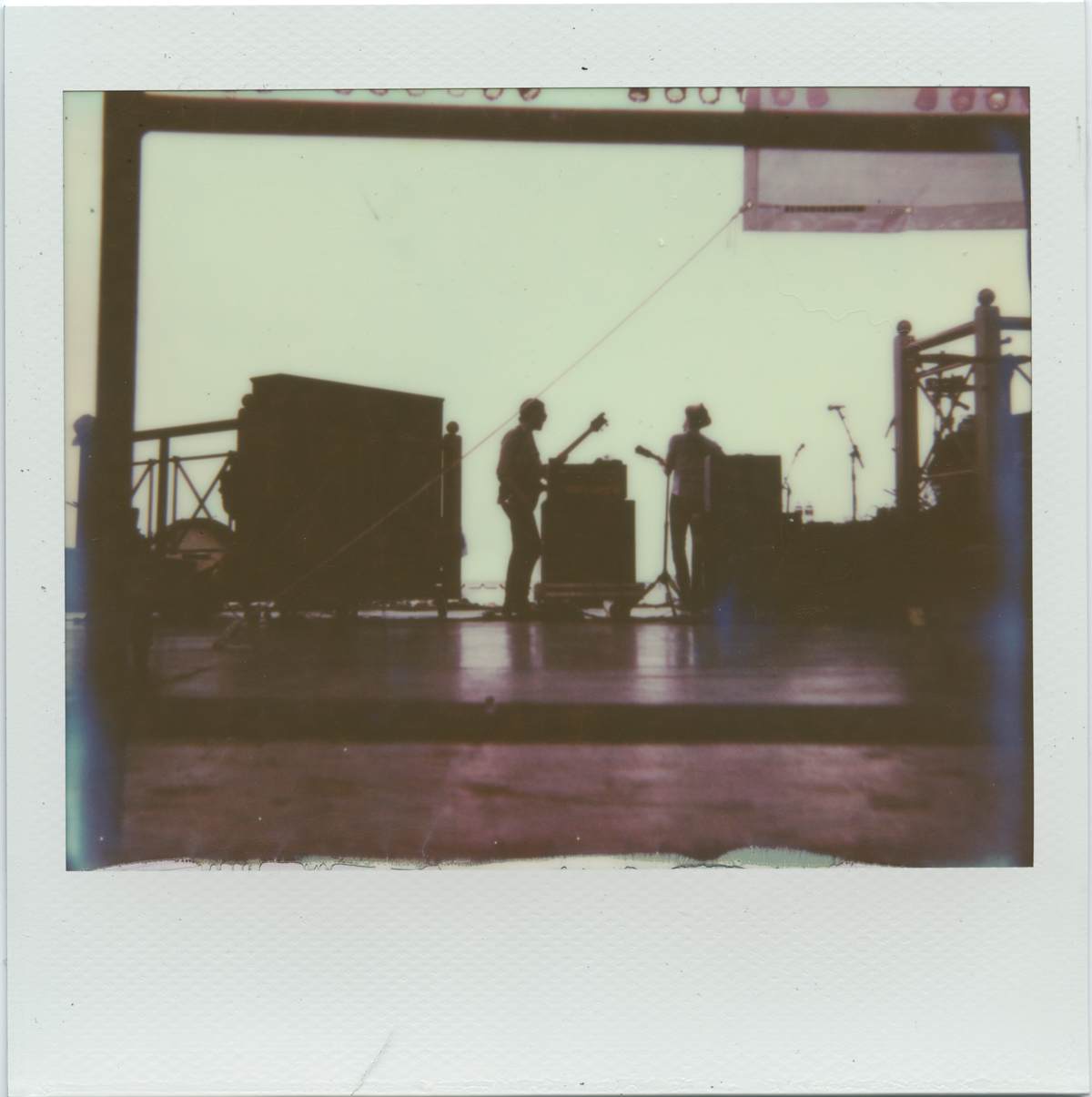 NFF-The-Lumineers-from-behind.jpg