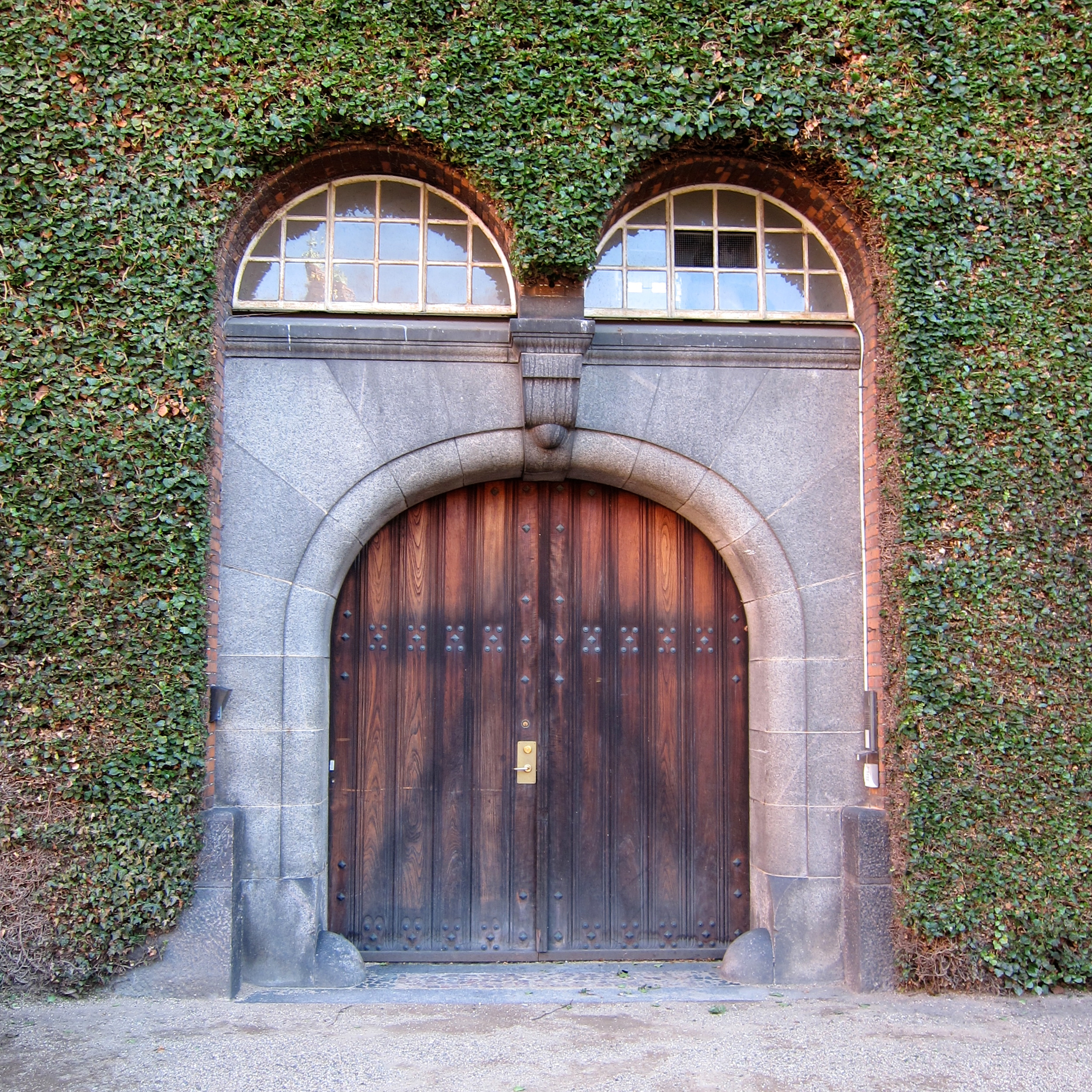 One of the many great doorways in CPH