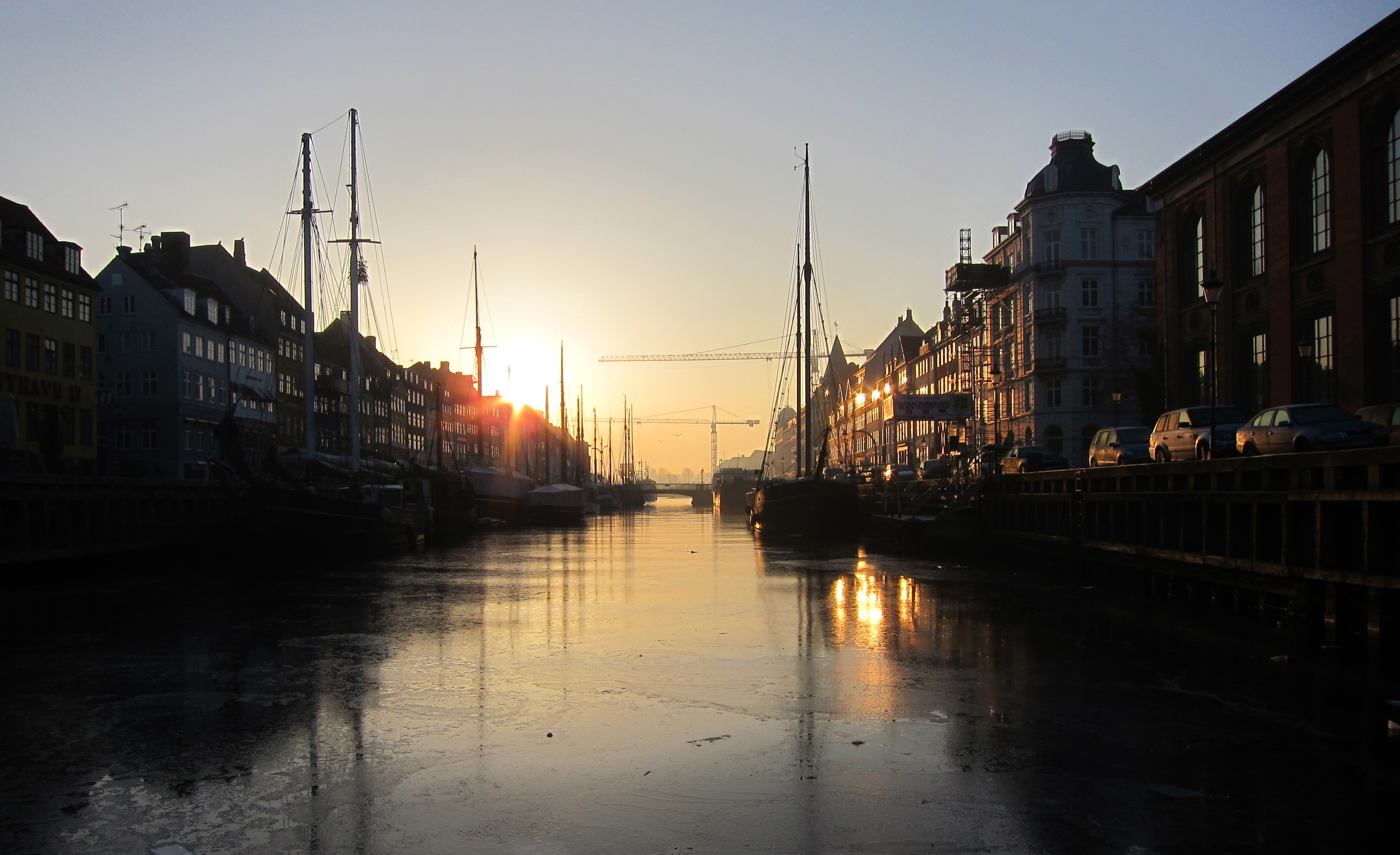 Nyhavn this morning