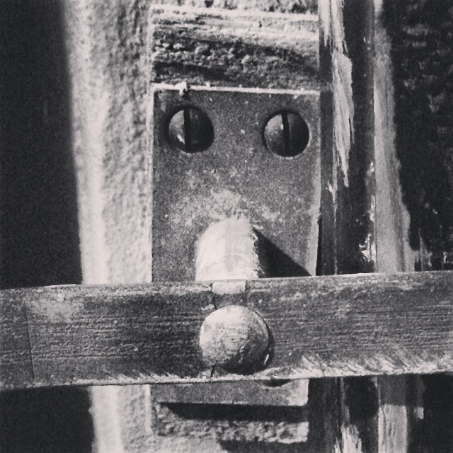 #iseefaces #pareidolia