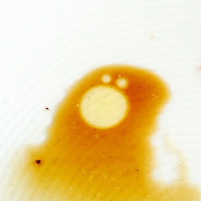 It's a little #ghost in my Worcestershire sauce - #iseefaces #pareidolia