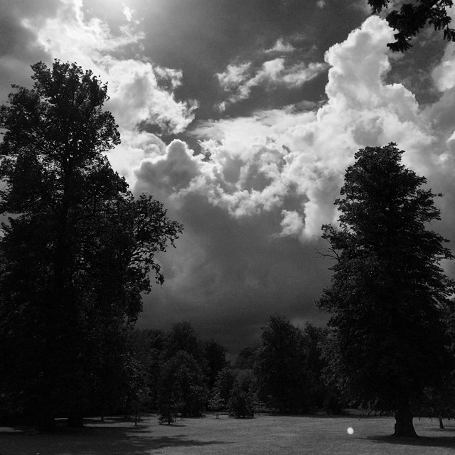 #sunshine and #rain today in #fredriksbergpark #copenhagen #vscocam #blackandwhite #clouds