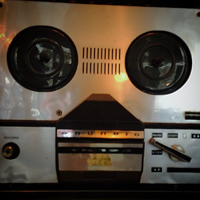 #iseefaces #pareidolia #retrotechnology