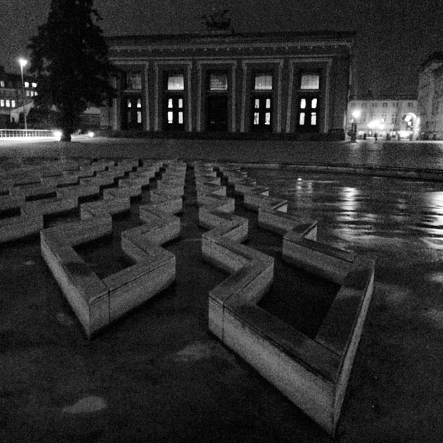 #thorvaldsenmuseum #copenhagen #blackandwhite #vscocam #night