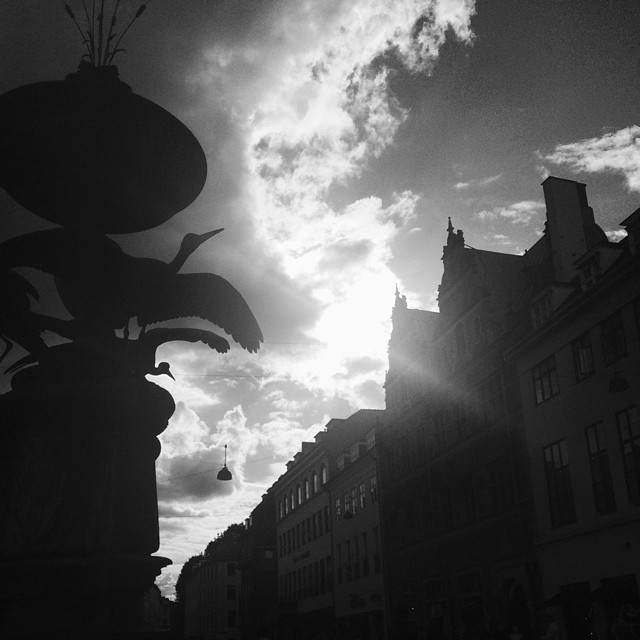 #fountain #copenhagen #strøget #blackandwhite #vscocam