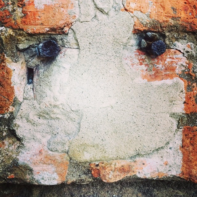 #iseefaces #pareidolia