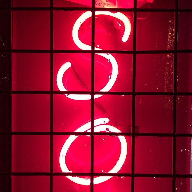 So ? #typography #sign #neon #red