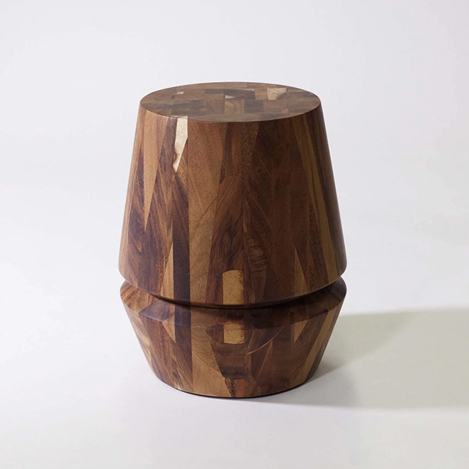 labrica Capirucho Stool 1.jpg