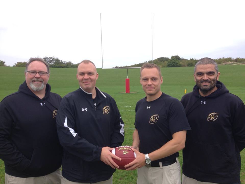  Fra venstre mod højre: RB coach Jason Evans, head coach John Hansen, head coach Troels Vestergaard, DB coach Carlos Barrera.