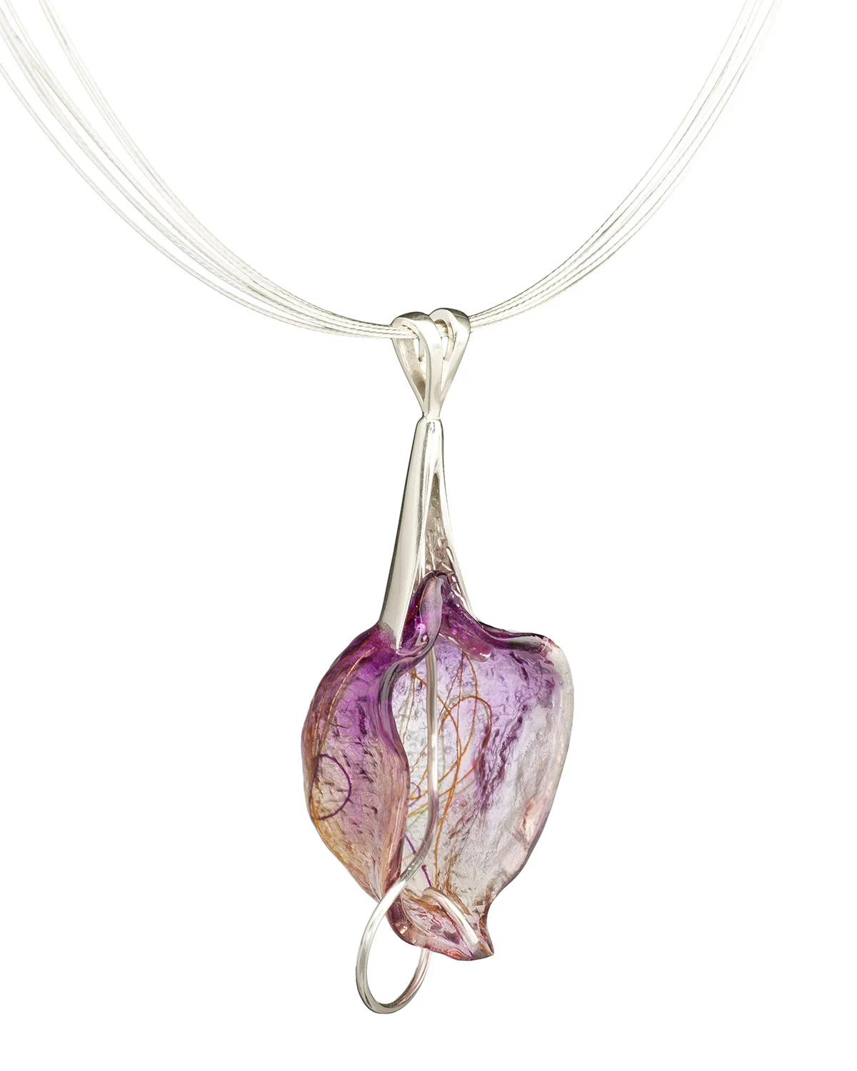 2017-03-Mary-Lynn-Podiluk-Breath-SM-Pendant-01a.jpg