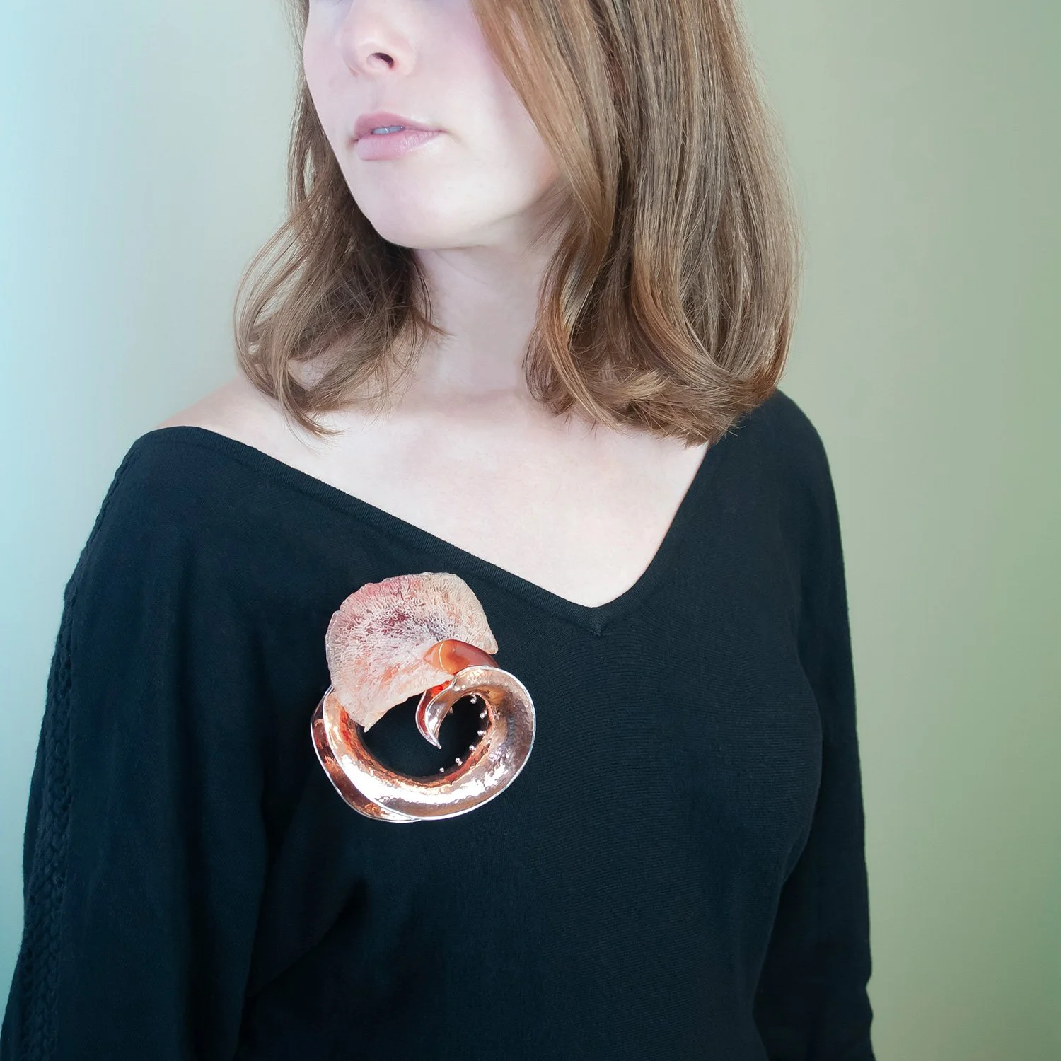 2022-05-Mary-Lynn-Podiluk-Vallecula-Brooch-01-Model-copy.jpg