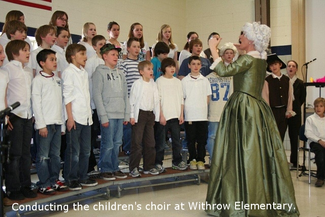 Withrow Elem Mozart Opera 036.jpg