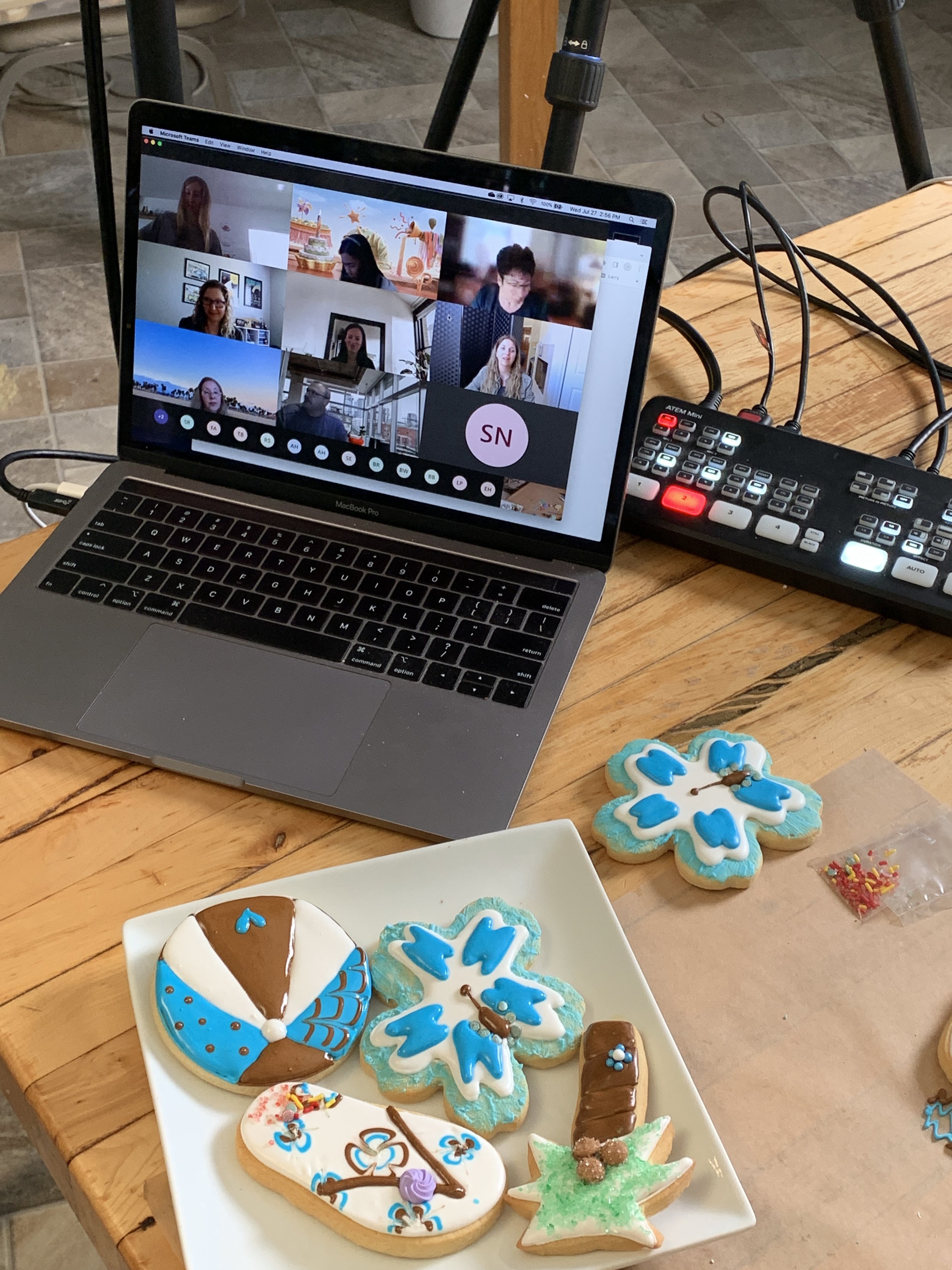 Virtual Cookie Decorating with Edible Impressions 