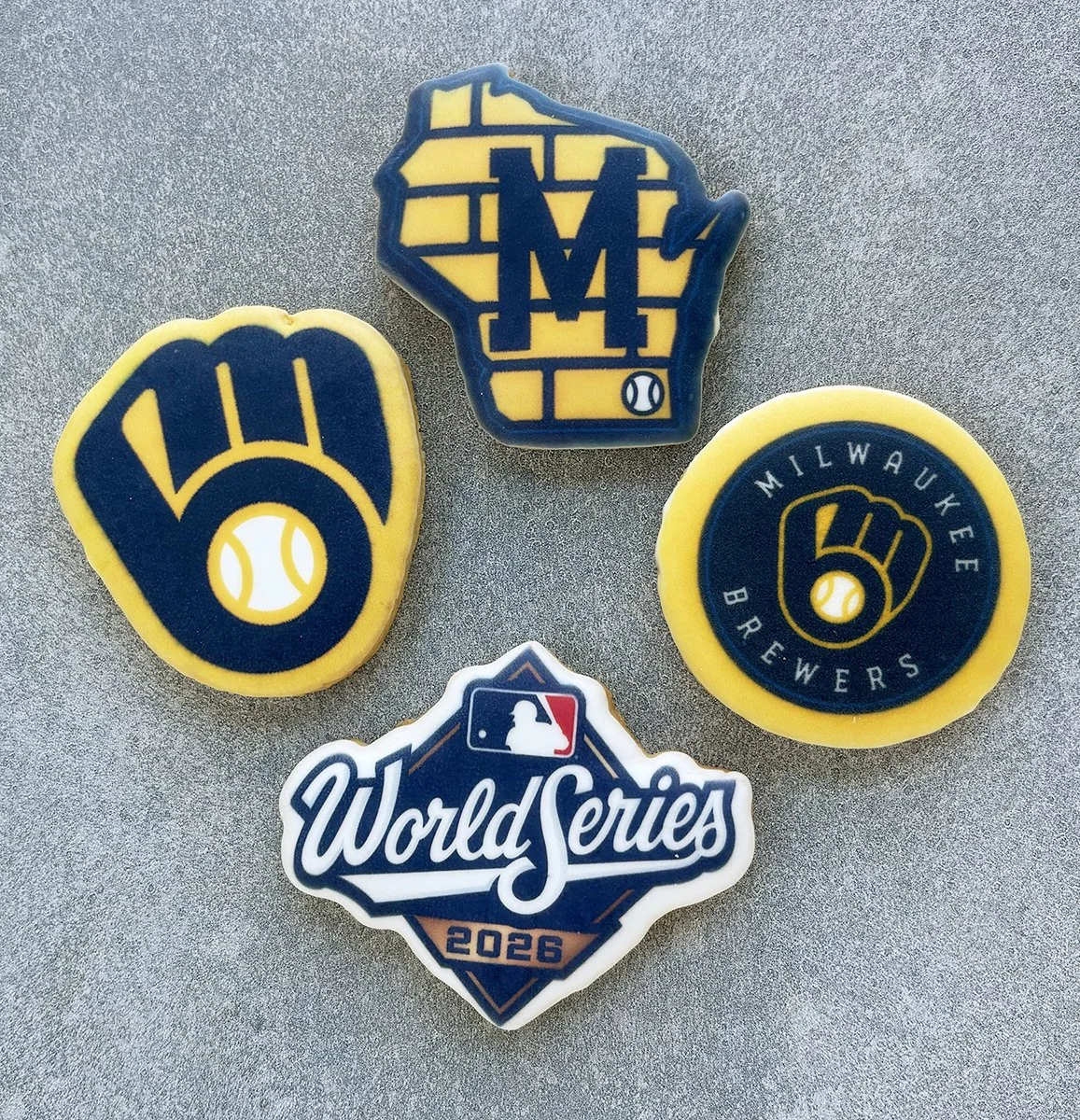 Brewers_World Series02_2026-1.jpg