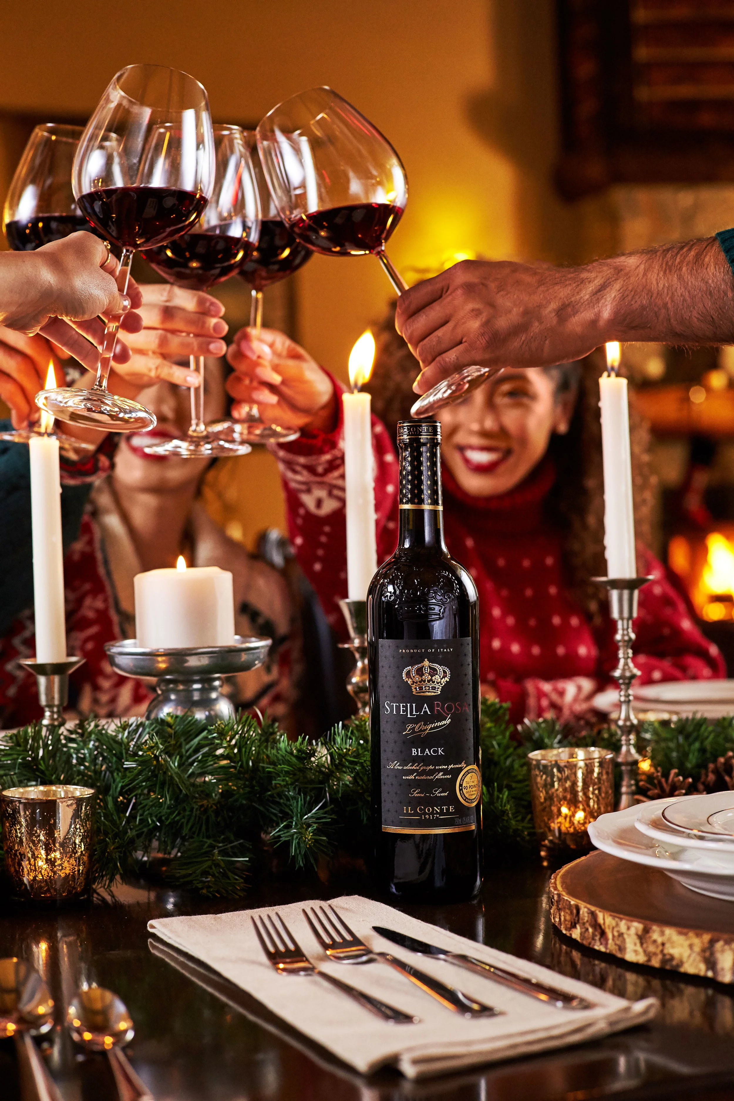 FRIENDSMAS---053-Retouched.jpg