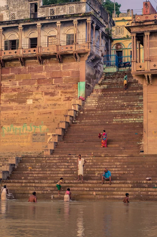One of the quiet ghats