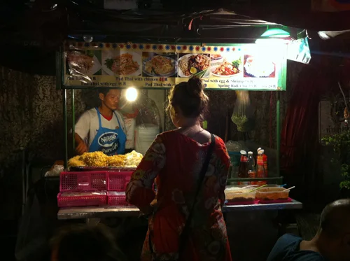 Pad Thai stall on Ram Buttri (5 baht cheaper than the stalls on Khao San of course)