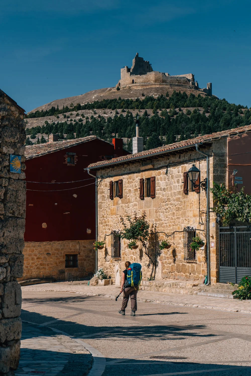 Coming into Castrojeriz with the guiding symbol of the scallop shell always present