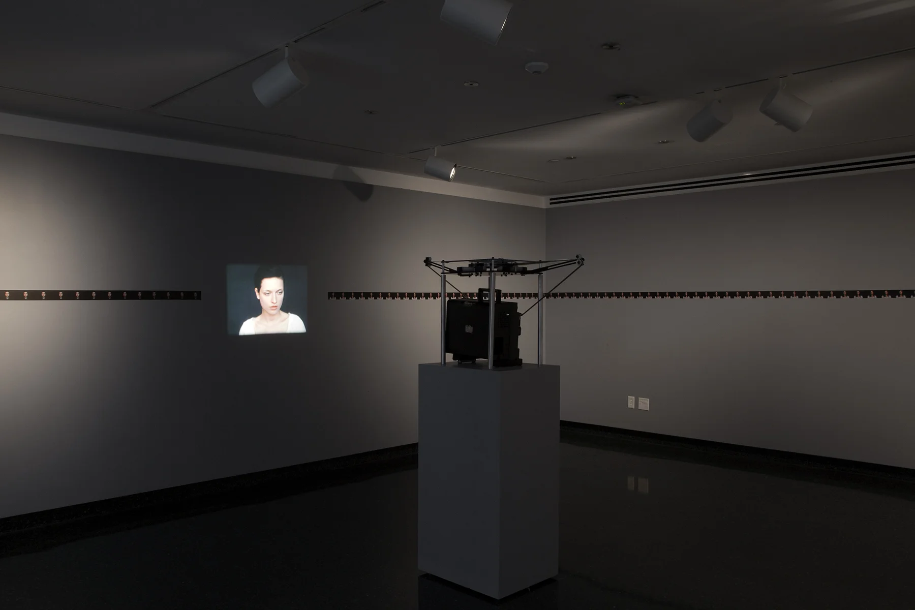 Gilmour_Installation Documentation_02.jpg