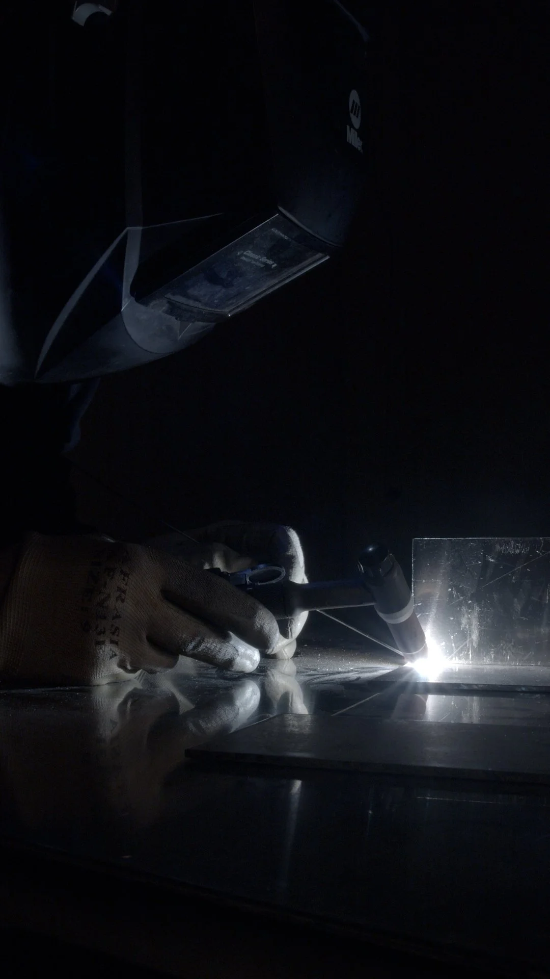 SIMONS Selection_1m_Oct 23_FInal.00_00_05_08.Still005.jpg