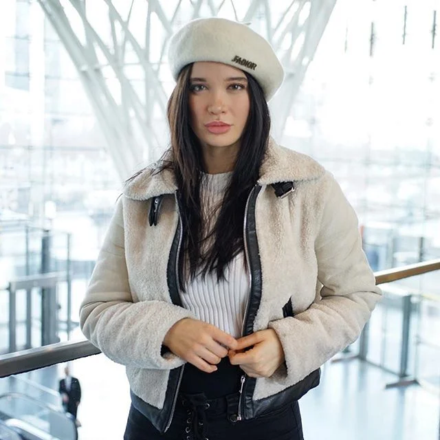 All I got to do is act naturally