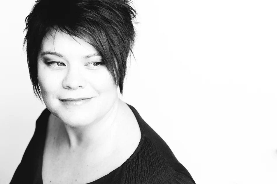 A headshot session for Peta by Boem Headshots. Adelaide's premier headshot and portrait photographer