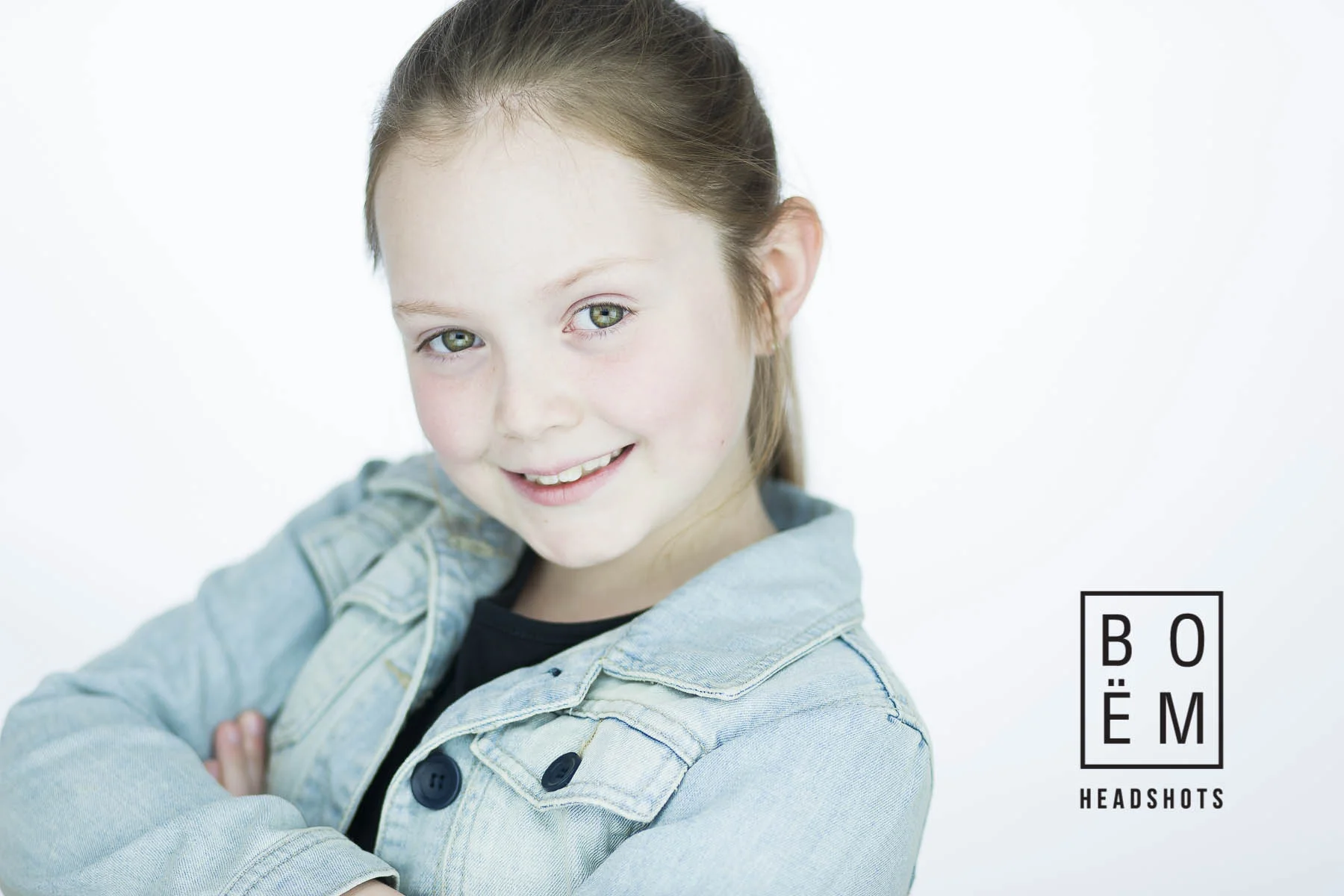 HOLLY :: A HEADSHOT SESSION