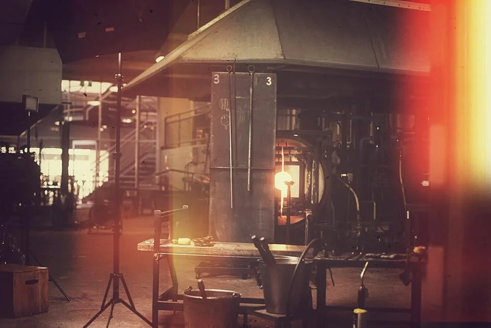 PREVIEW :: ARTIST PROFILE