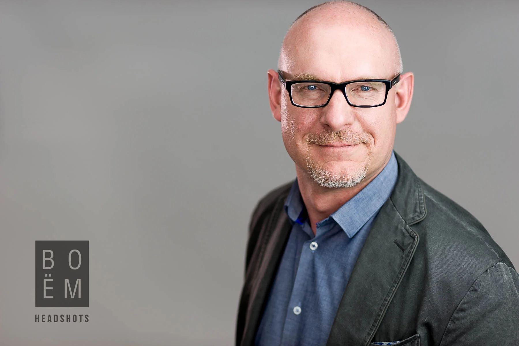 CHRIS :: A HEADSHOT SESSION