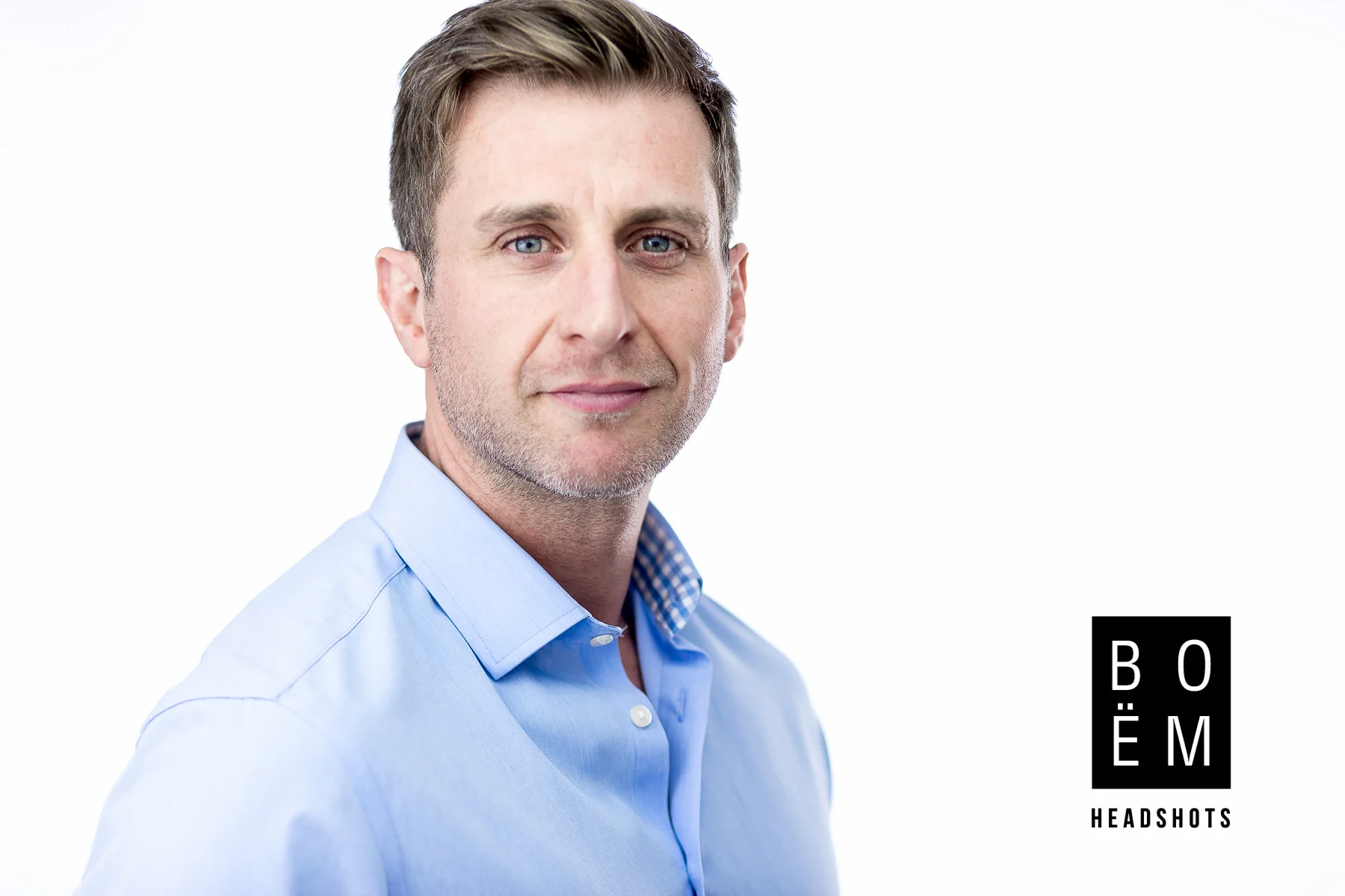 A professional corporate headshot session for Dale, a business owner, innovator and serial entrepreneur here in Adelaide by Andre Goosen for Boem Headshots, the premier corporate headshot photographer.