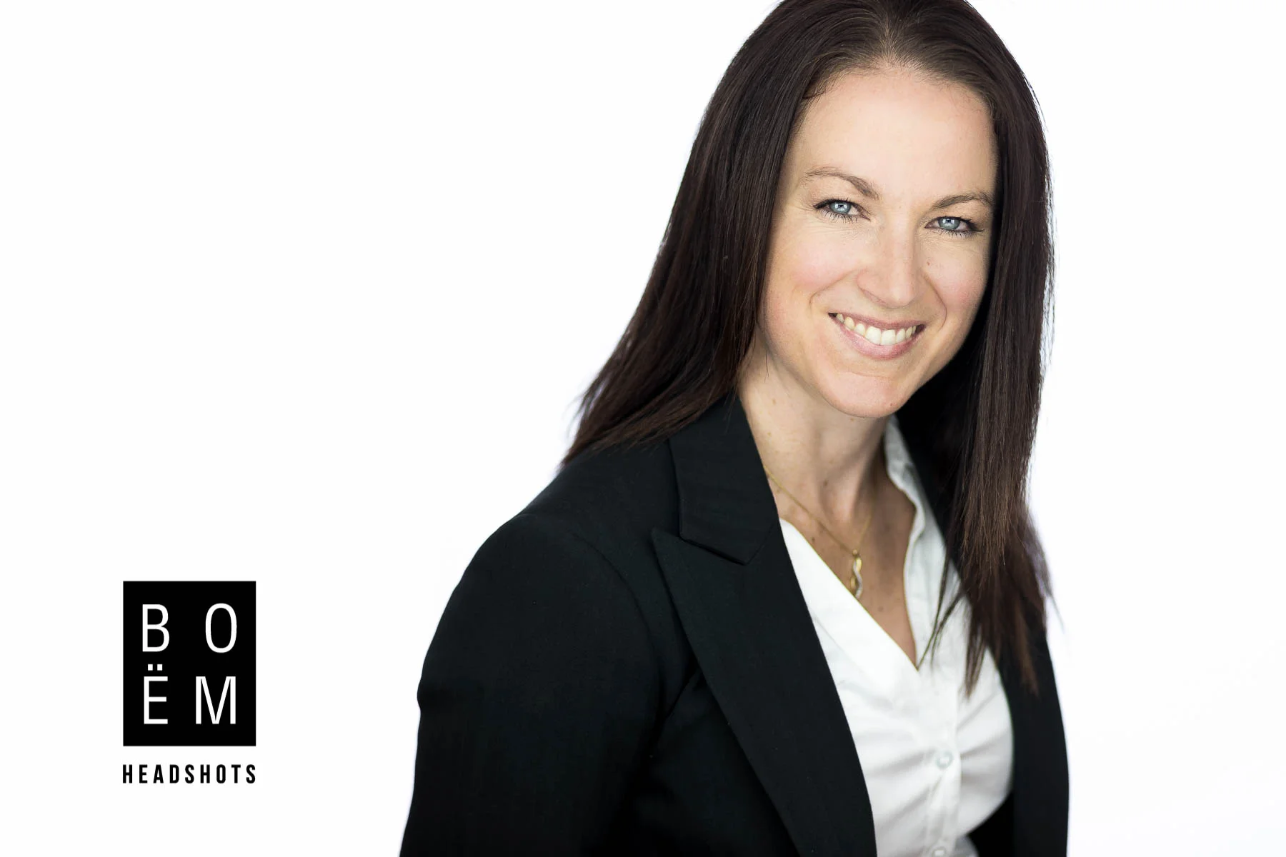 CRISSY :: CORPORATE HEADSHOTS