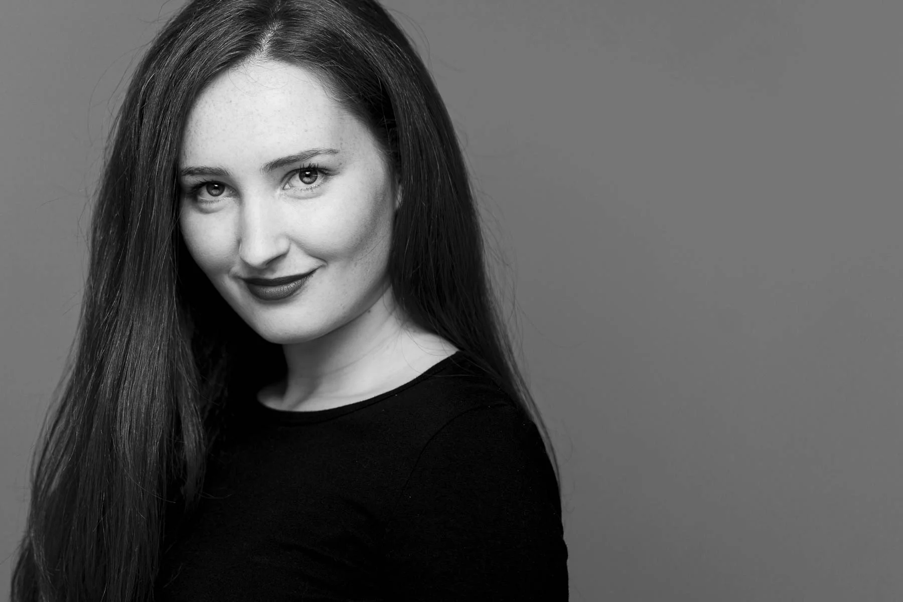 Anna and Co :: A headshot session