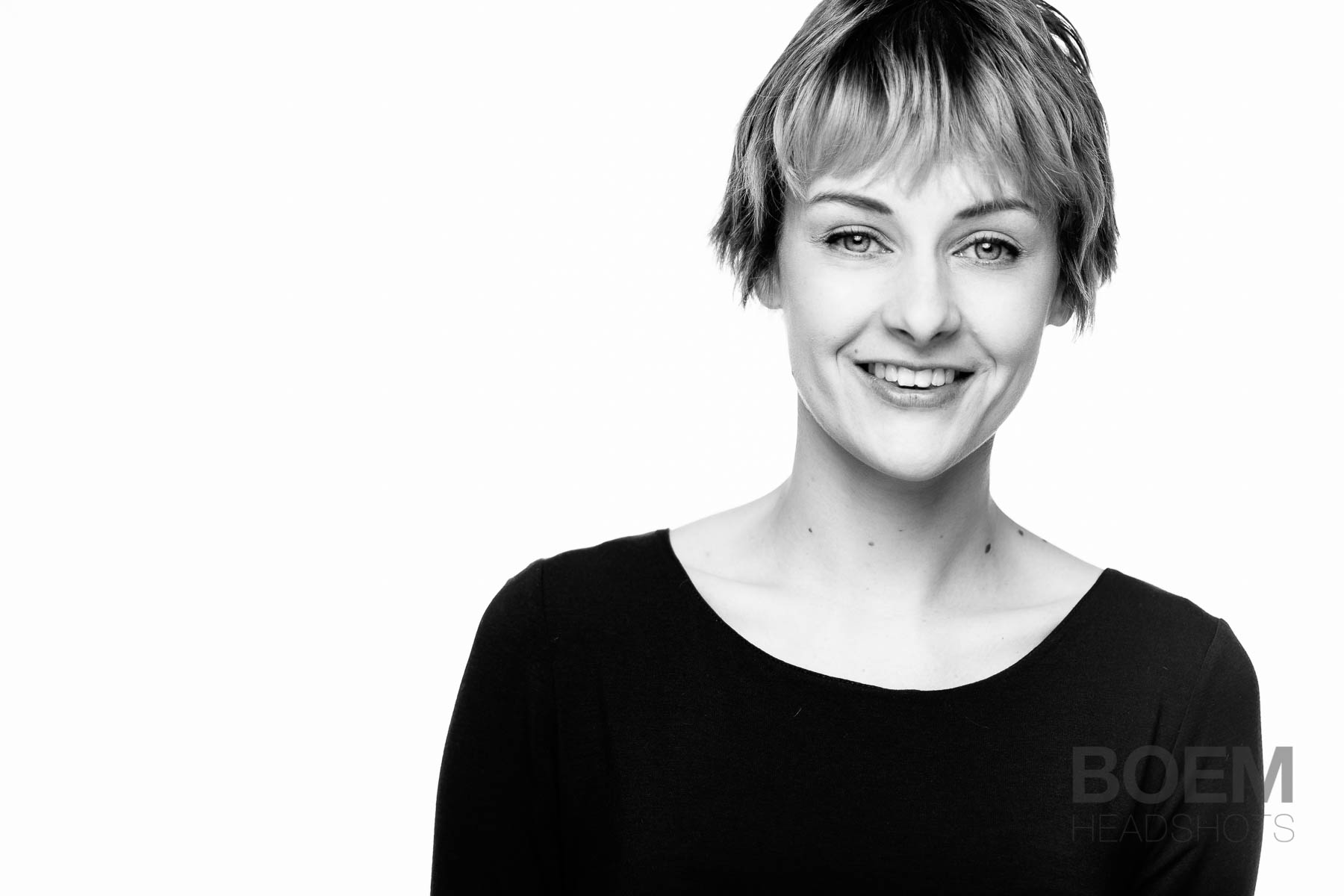 SARAH :: A HEADSHOT SESSION