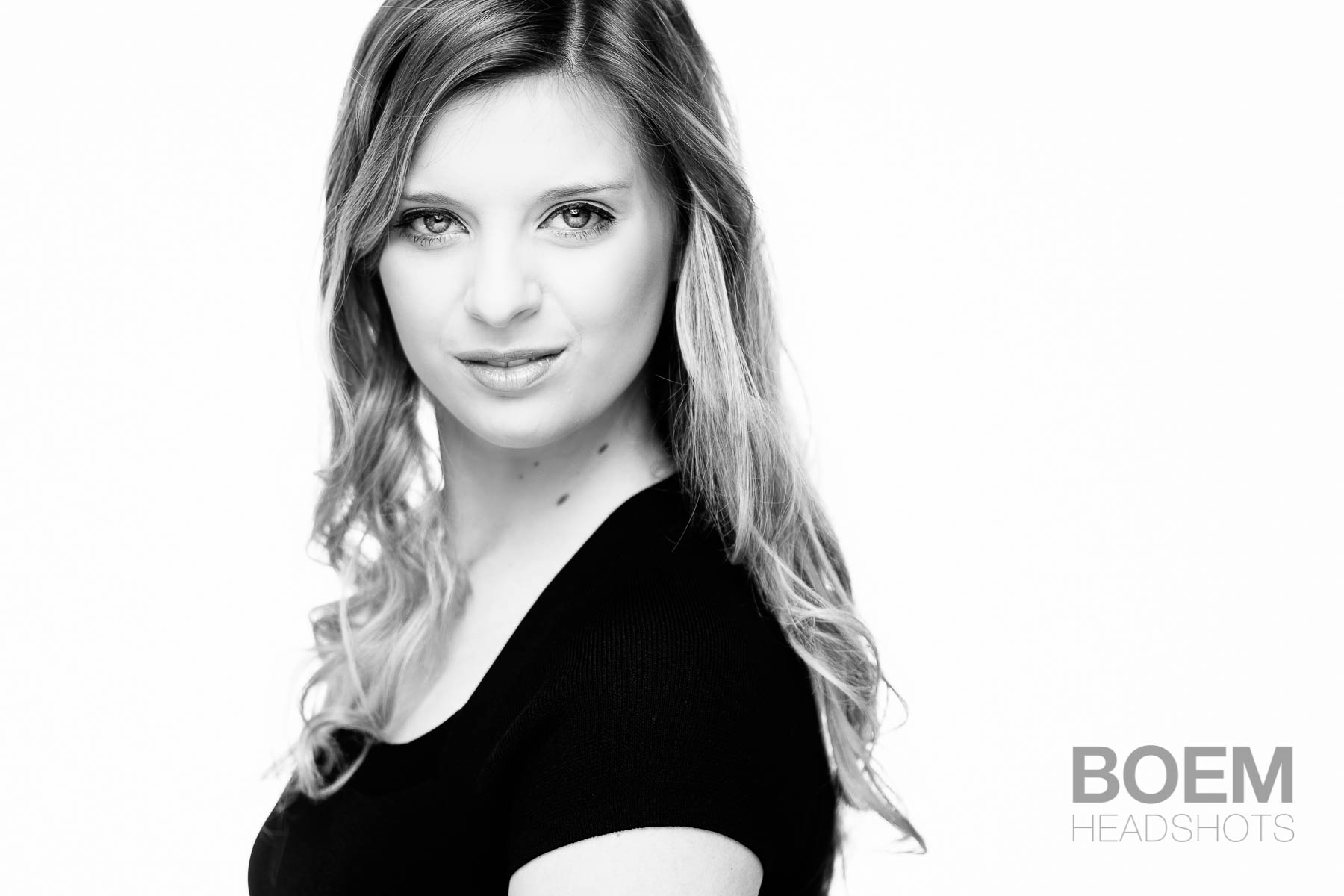 REBECCA :: A HEADSHOT SESSION
