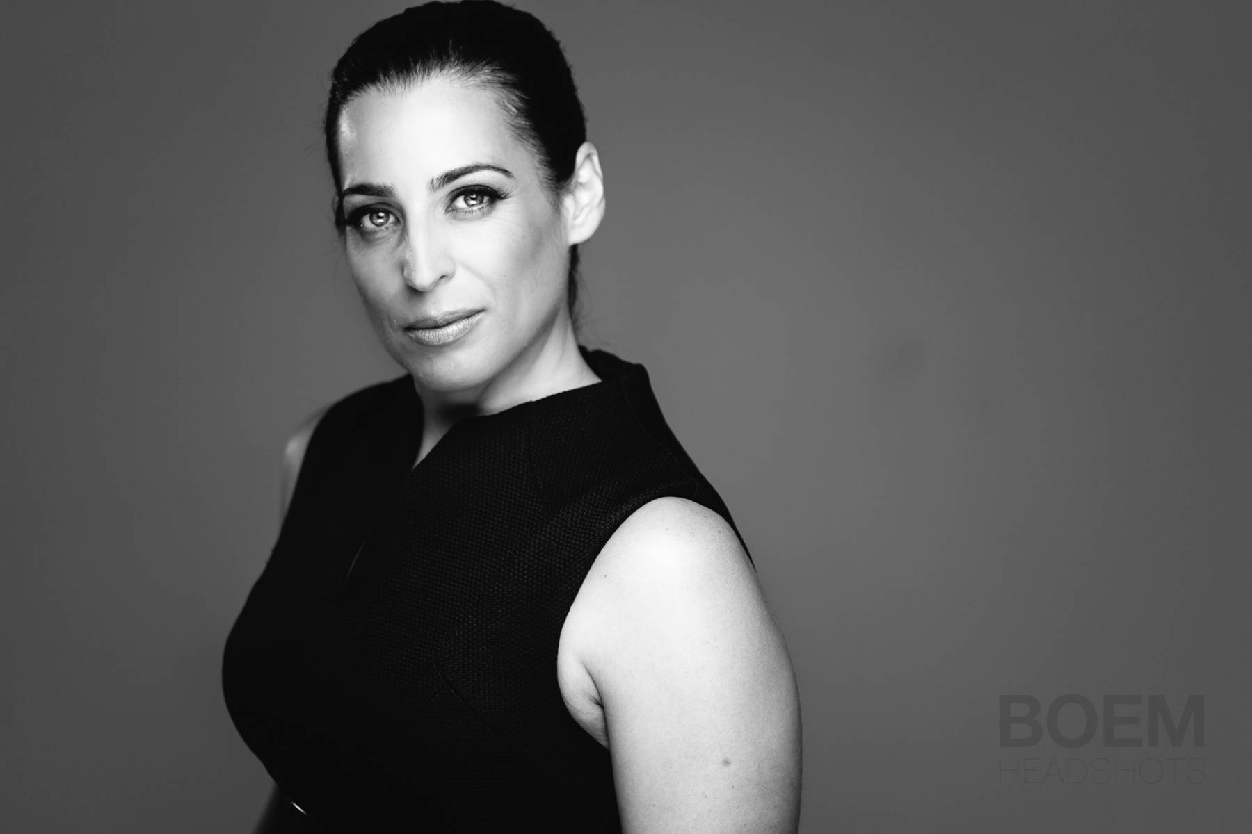 PREVIEW :: VICKY ENTREPRENEUR HEADSHOTS ADELAIDE