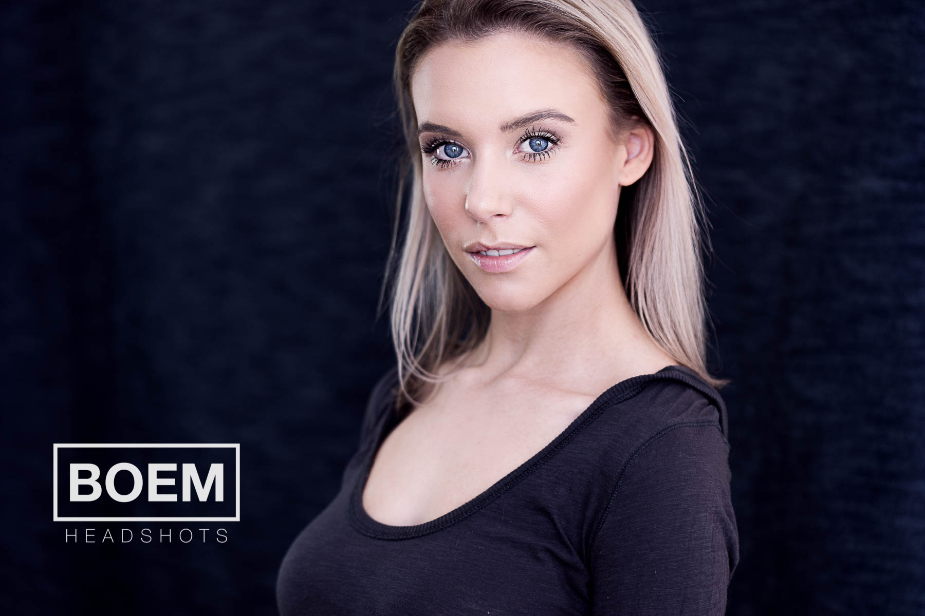 Tiana is a stunning young performer who needed a few new headshots for an updated profile and a few to use for her auditions coming up. We spent an hour in the studio and also had a few moment to shoot a more environmental headshot for her.