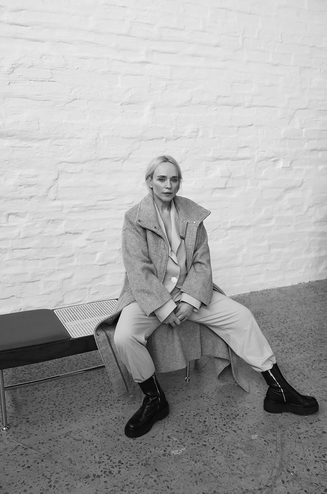 Shot05_0758_b&w.jpg