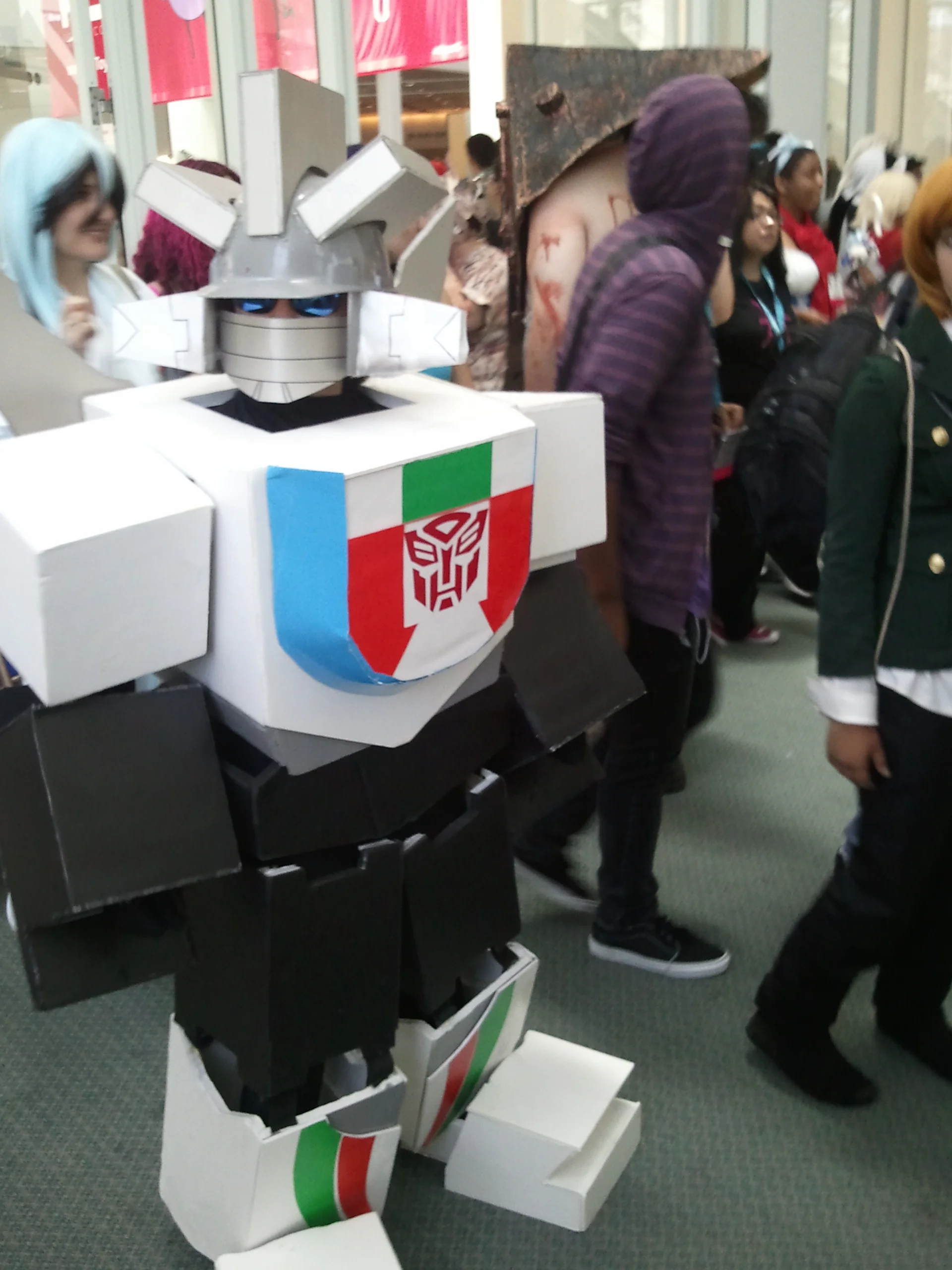 Cosplayers Everywhere (1)