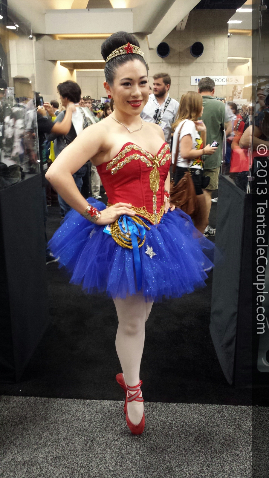 San Diego Comic-Con 2013 - Wonder Woman Ballerina
