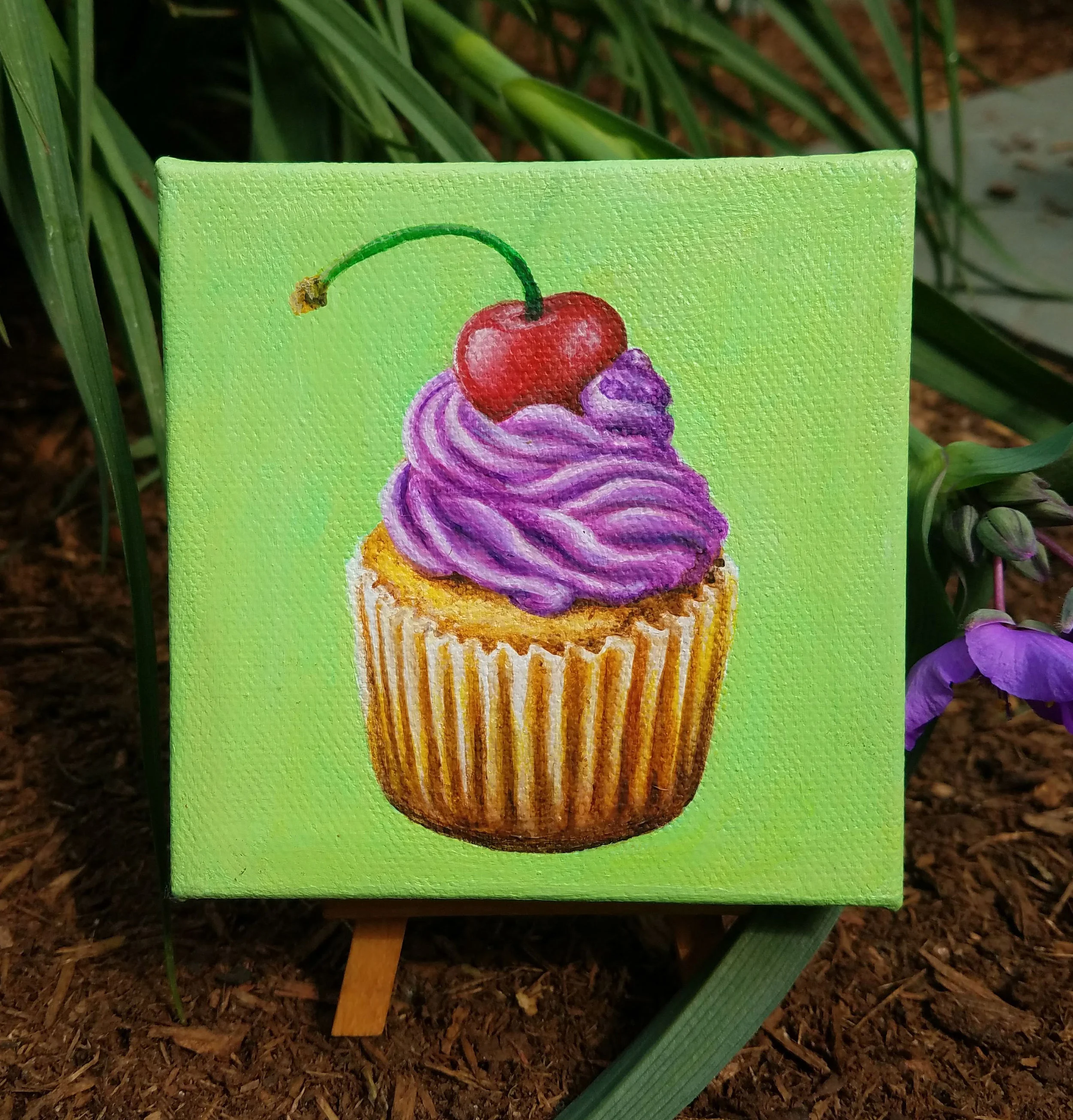 mini painting 22 cupcake.jpg