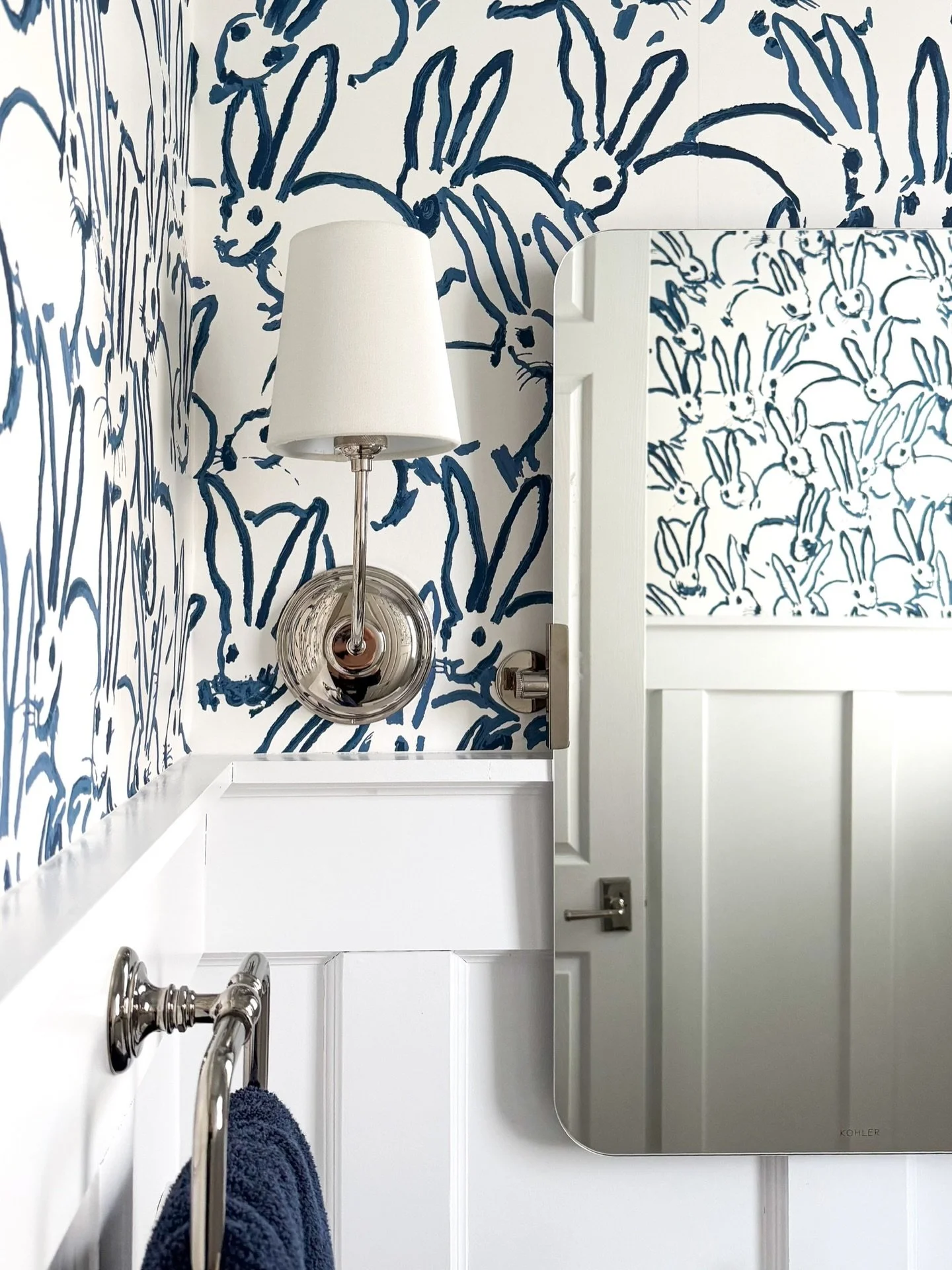 Powder Room vibes with @leejofa @cochranslumber @kohler @visualcomfort 

Designer: @ginadragodesign
Contractor: @overholtcontracting
Photographer: @andreeapricopp