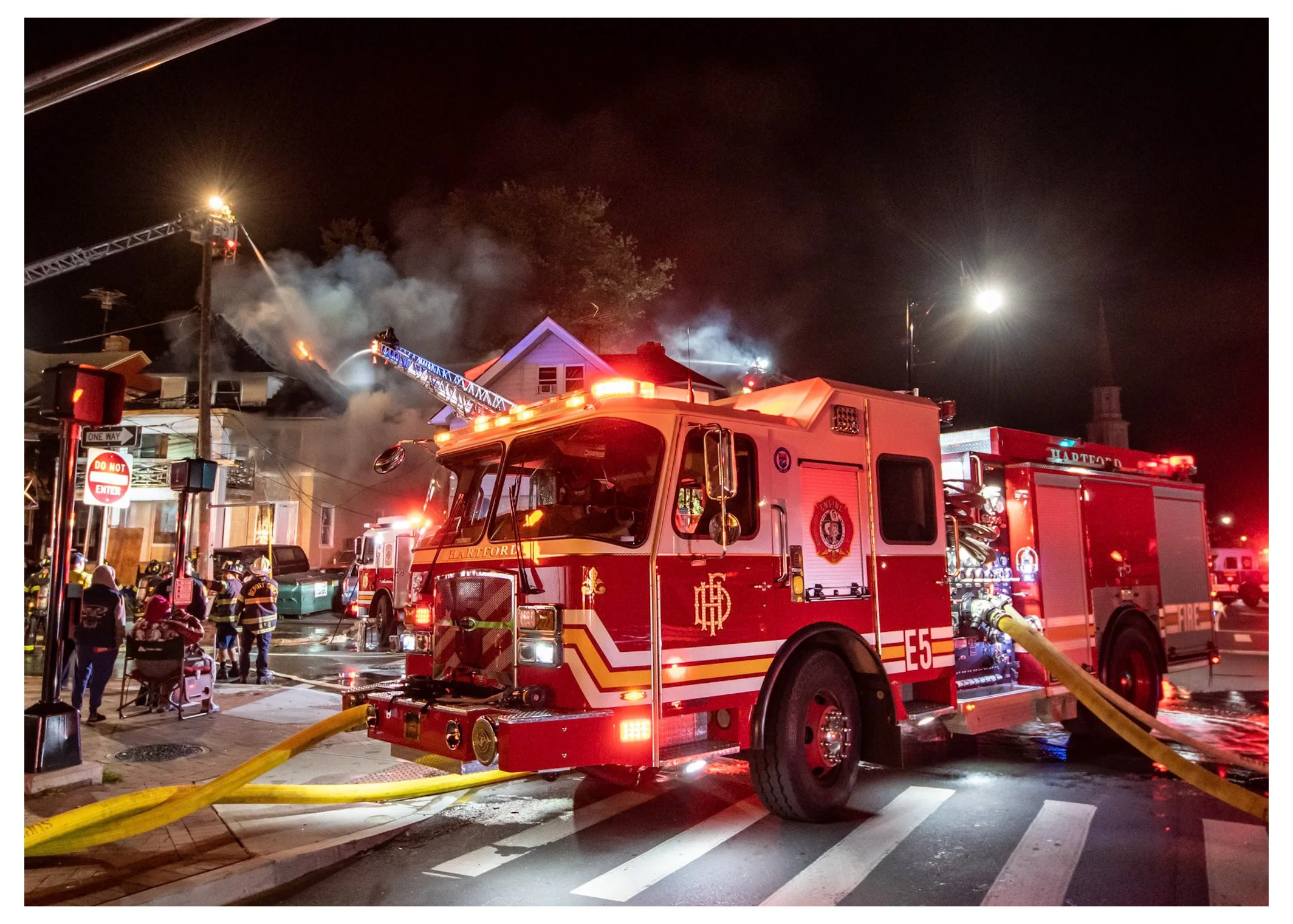 9-3-21 2nd Alarm 104 Edgewood ST Hartford CT-44.jpg