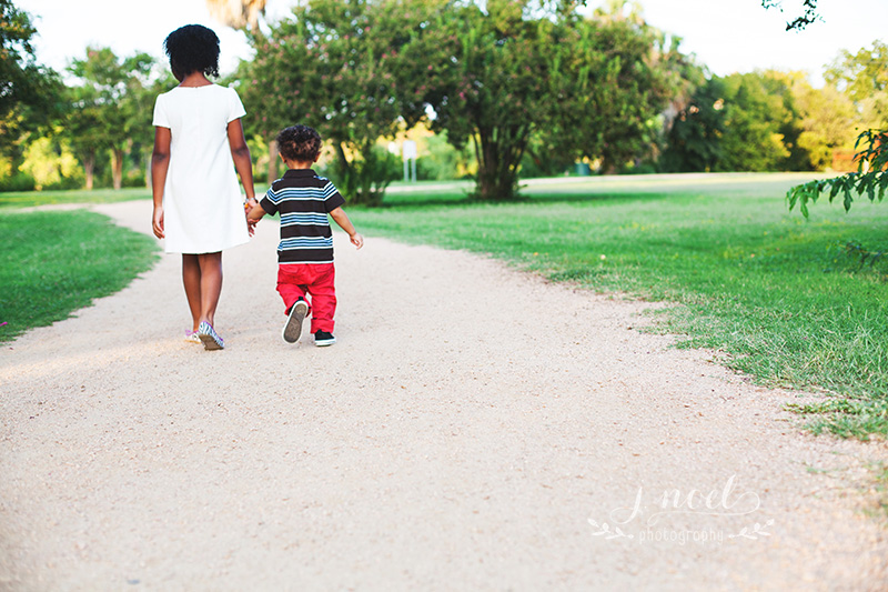 Thomas+Fam-9619-1w.jpg