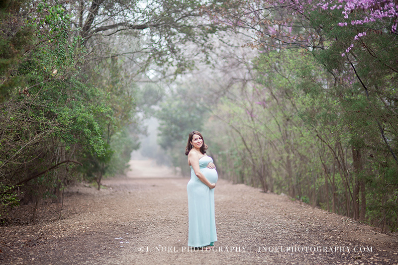 Austin Maternity Photographer 15.jpg