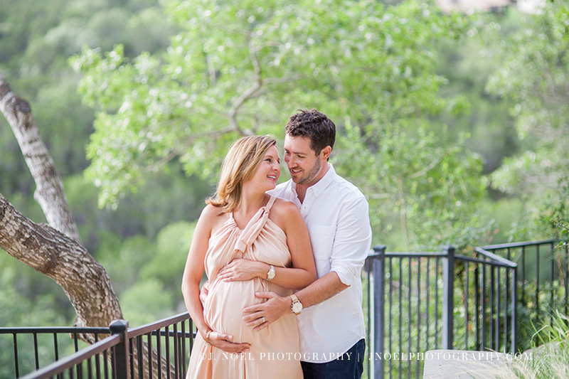 Austin TX Maternity Photographer 9.jpg