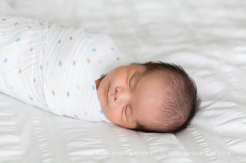 Austin lifestyle newborn photographer 6.jpg